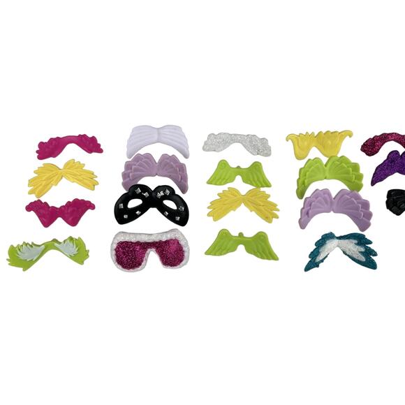 Tic Tac Toy XOXO Friends 42 Figures & 31 Wings & Accessories Blip Toy - Picture 2 of 9